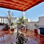 Atico Con Terraza En Pleno Centro