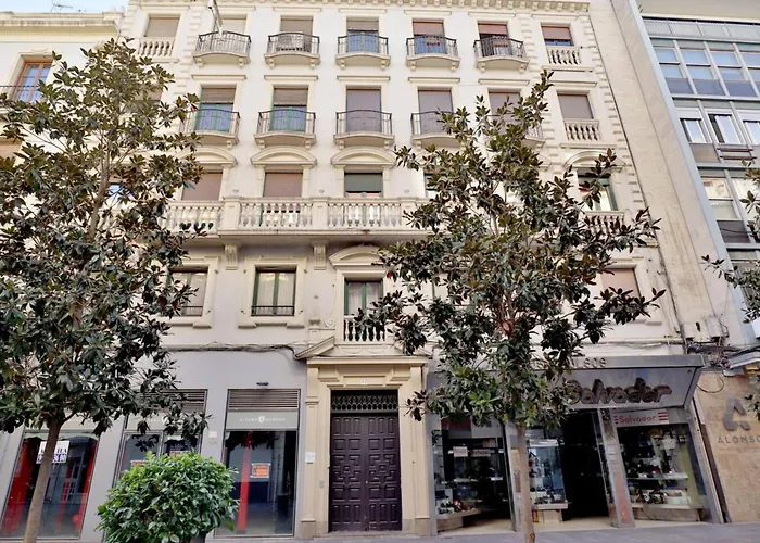 Apartament Atico Con Terraza En Pleno Centro *